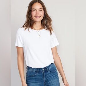 Old Navy Luxe white crewneck tee M